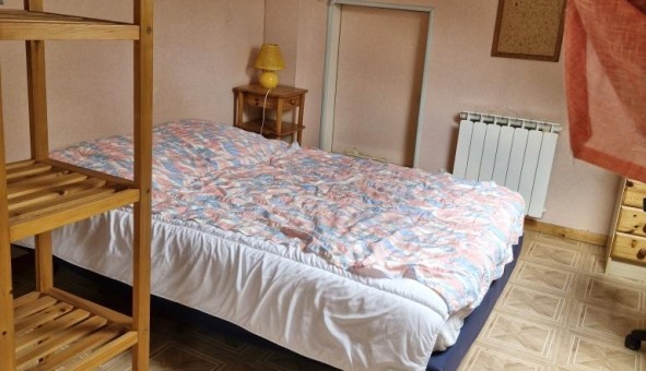 Logement tudiant Location Studio Vide Tours (37000)