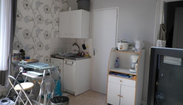 Logement tudiant Studio à Tours (37000)