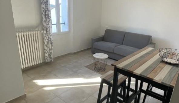 Logement tudiant Studio à Trans en Provence (83720)