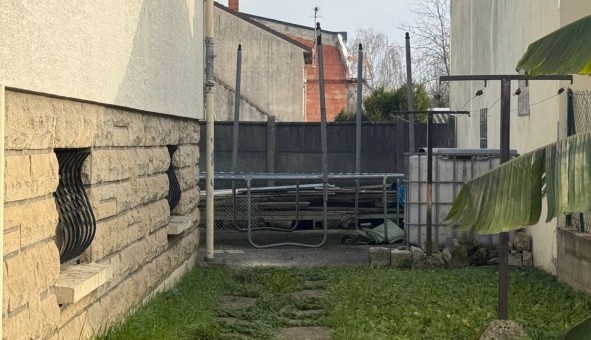 Logement �tudiant Studio &agrave; Tremblay en France (93290)