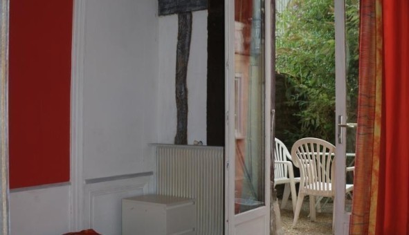 Logement tudiant Studio à Troyes (10000)
