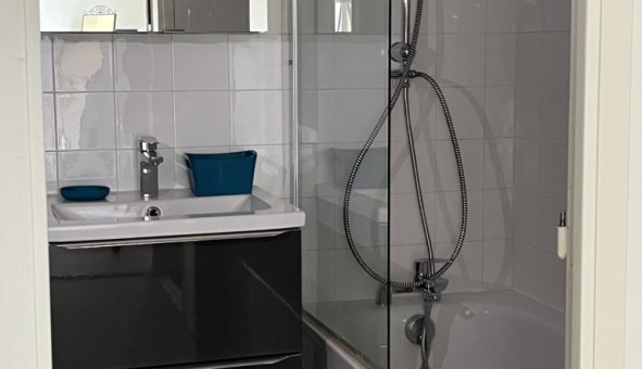 Logement tudiant Studio à Troyes (10000)