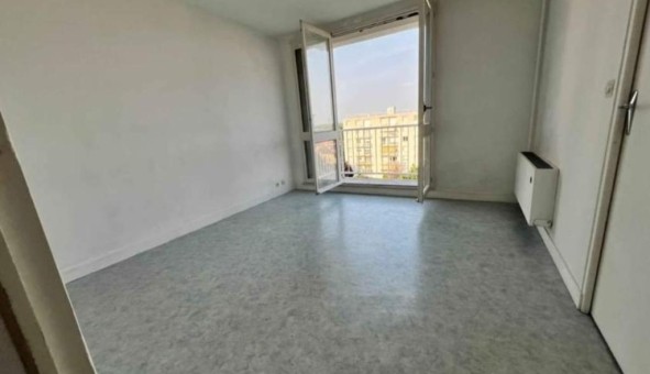 Logement tudiant Location Studio Vide Troyes (10000)
