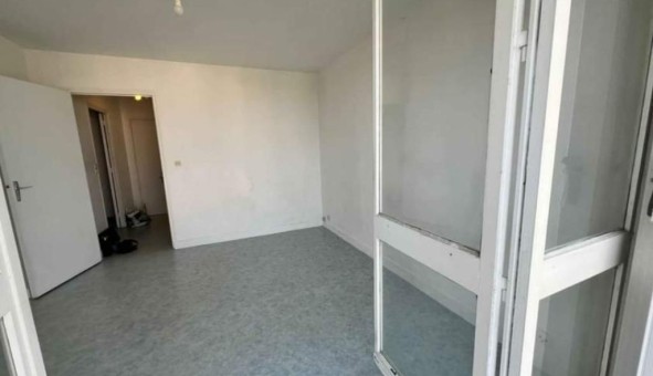 Logement tudiant Studio à Troyes (10000)