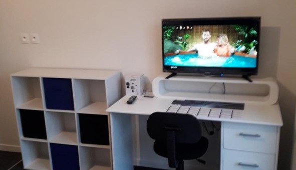 Logement tudiant Location Studio Vide Troyes (10000)