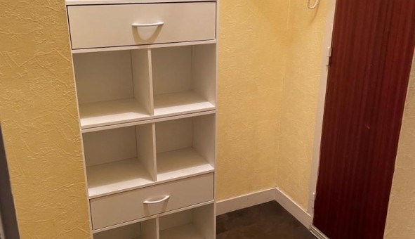 Logement tudiant Studio à Troyes (10000)
