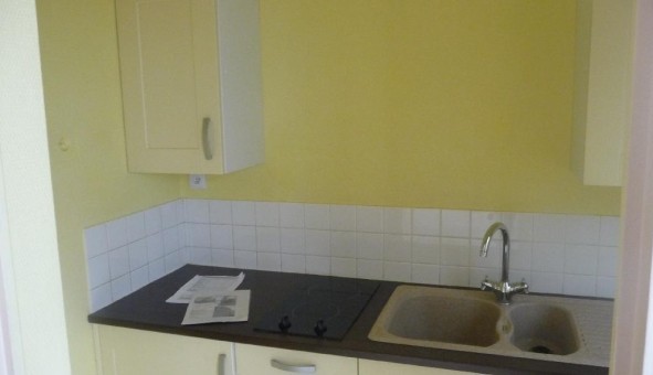 Logement tudiant Studio à Troyes (10000)