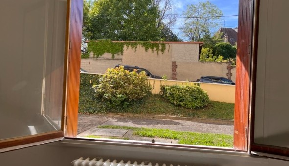 Logement tudiant Studio à Troyes (10000)
