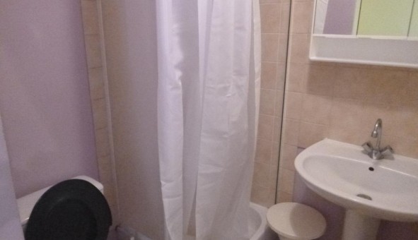 Logement tudiant Studio à Troyes (10000)