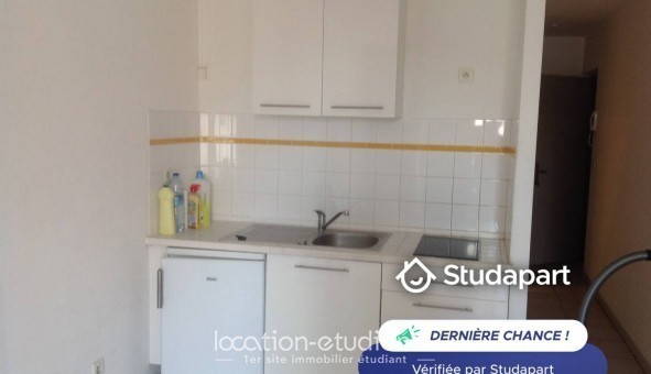 Logement tudiant Studio à Troyes (10000)