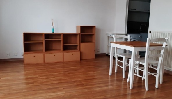 Logement tudiant Studio à Troyes (10000)