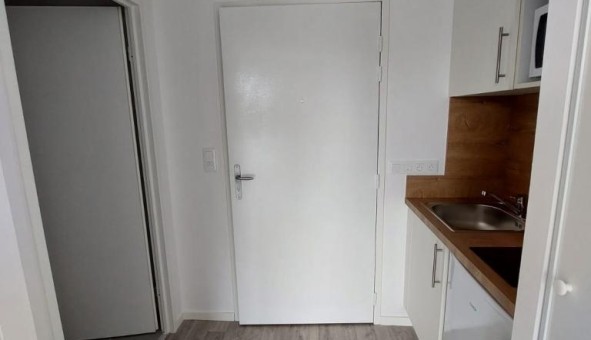 Logement tudiant Studio à Troyes (10000)