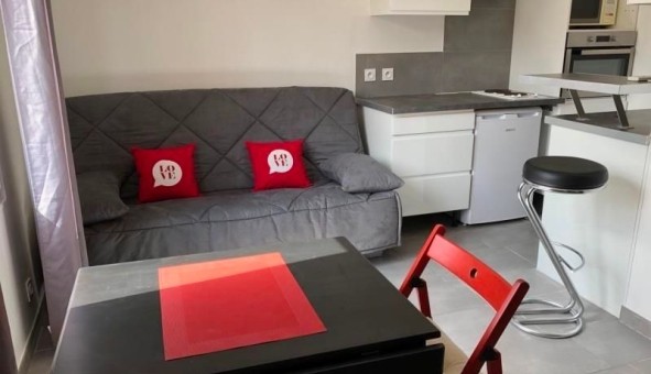 Logement tudiant Location Studio Vide Troyes (10000)