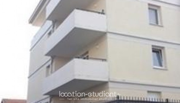 Logement tudiant Studio à Vaires sur Marne (77360)