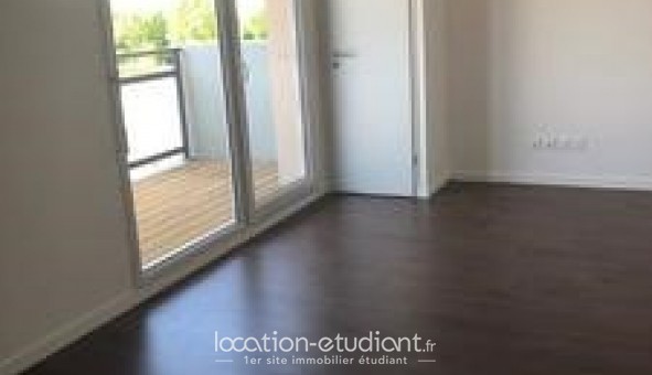 Logement tudiant Studio à Val de Reuil (27100)