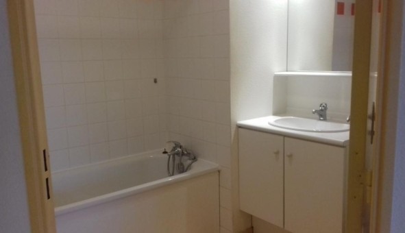 Logement tudiant Studio à Valence (26000)
