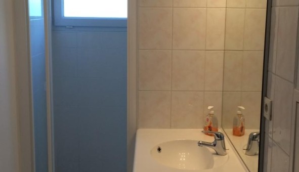 Logement tudiant Studio à Valence (26000)