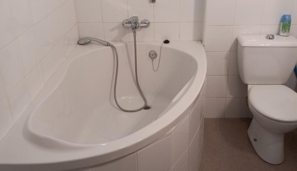 Logement tudiant Studio à Valence (26000)