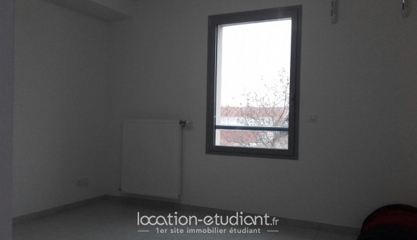 Logement tudiant Location Studio Vide Valence (26000)