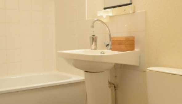 Logement tudiant Studio à Valence (26000)