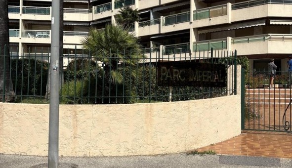 Logement tudiant Location Studio Vide Vallauris (06220)