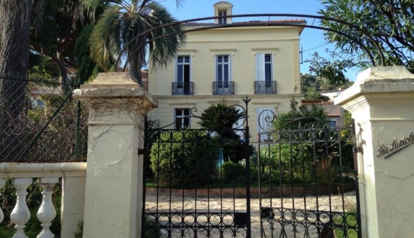 Logement �tudiant Location Studio Vide Vallauris (06220)