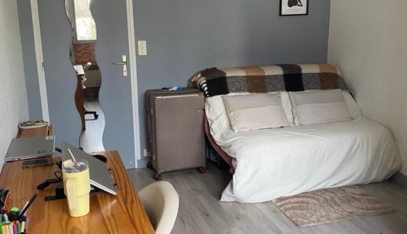 Logement tudiant Location Studio Vide Vannes (56000)