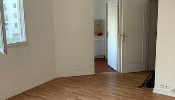 Logement tudiant Studio à Vanves (92170)