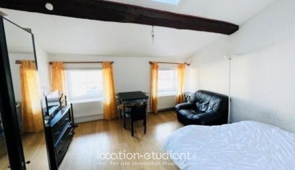 Logement étudiant Studio à Varennes lès Mâcon (71000)