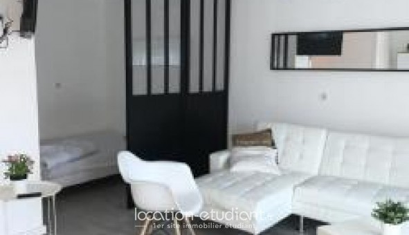 Logement étudiant Studio à Varennes lès Mâcon (71000)