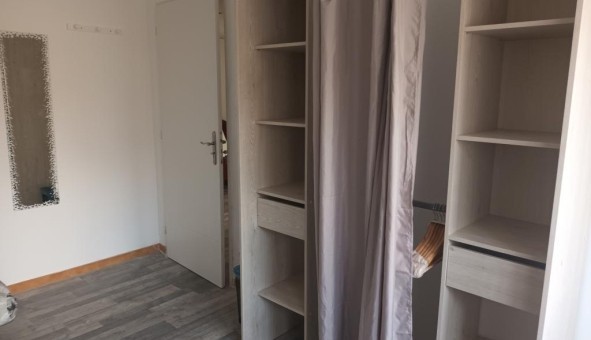 Logement tudiant Studio à Vaulx en Velin (69120)