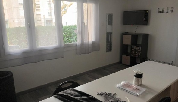 Logement tudiant Studio à Vaulx en Velin (69120)