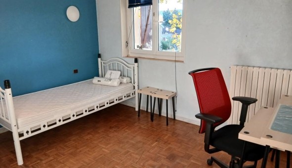 Logement tudiant Studio à Vaulx en Velin (69120)