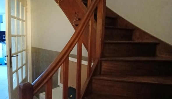 Logement tudiant Studio à Vaulx en Velin (69120)