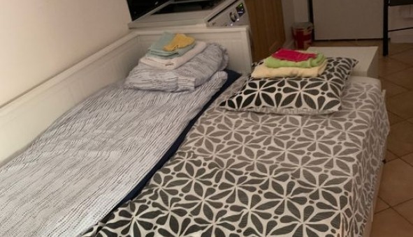 Logement �tudiant Studio &agrave; Vaulx en Velin (69120)