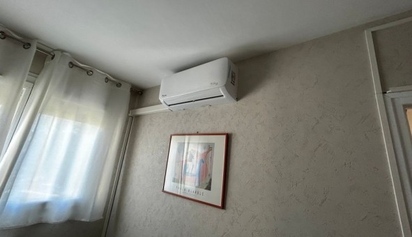Logement �tudiant Location Studio Vide Vaulx en Velin (69120)