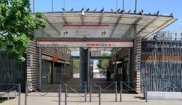 Logement �tudiant Studio &agrave; Vaulx en Velin (69120)