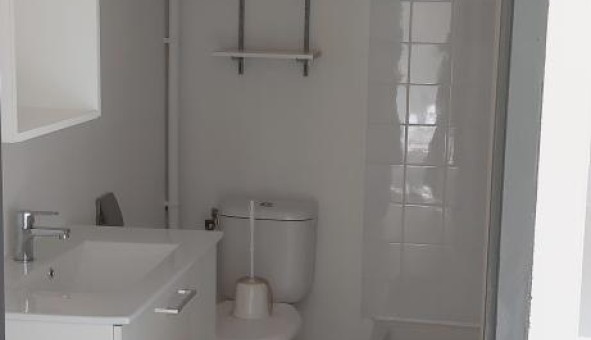 Logement tudiant Studio à Velaux (13880)