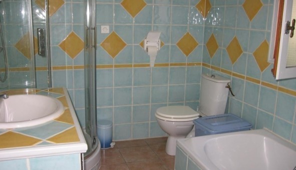 Logement �tudiant Studio &agrave; Velaux (13880)