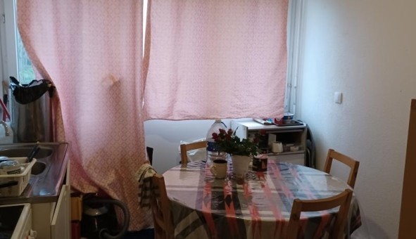 Logement tudiant Studio à Vlizy Villacoublay (78140)