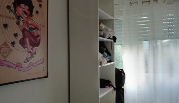 Logement tudiant Studio à Vlizy Villacoublay (78140)