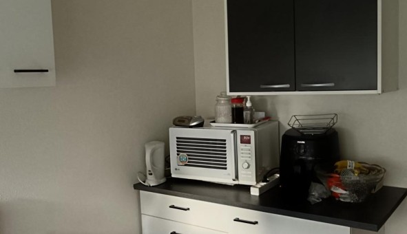 Logement tudiant Studio à Vlizy Villacoublay (78140)