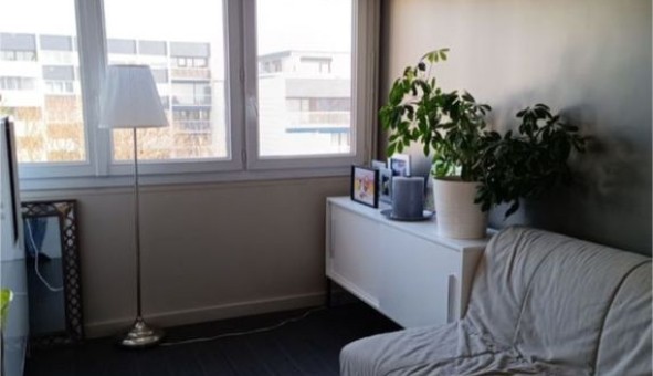 Logement �tudiant Studio &agrave; V�lizy Villacoublay (78140)