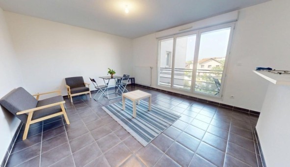 Logement tudiant Studio à Vnissieux (69200)