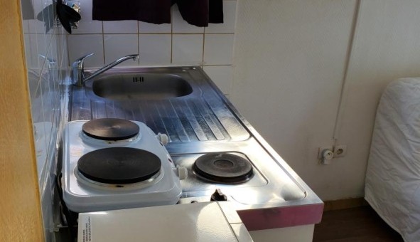 Logement tudiant Studio à Vnissieux (69200)