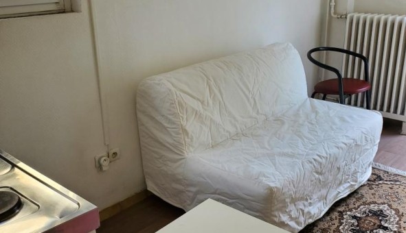 Logement tudiant Studio à Vnissieux (69200)