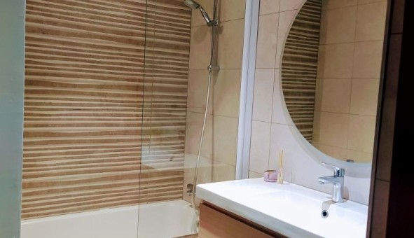 Logement tudiant Studio à Vnissieux (69200)