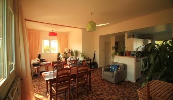 Logement tudiant Studio à Vnissieux (69200)