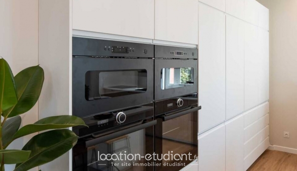 Logement étudiant Studio &agrave; Vénissieux (69200)
