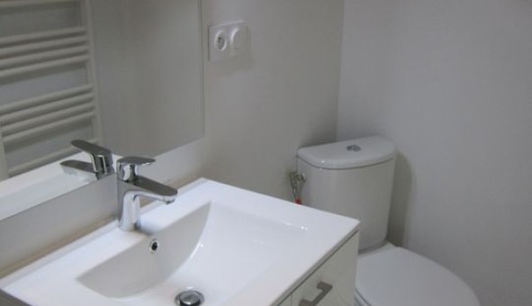 Logement �tudiant Studio &agrave; V�nissieux (69200)